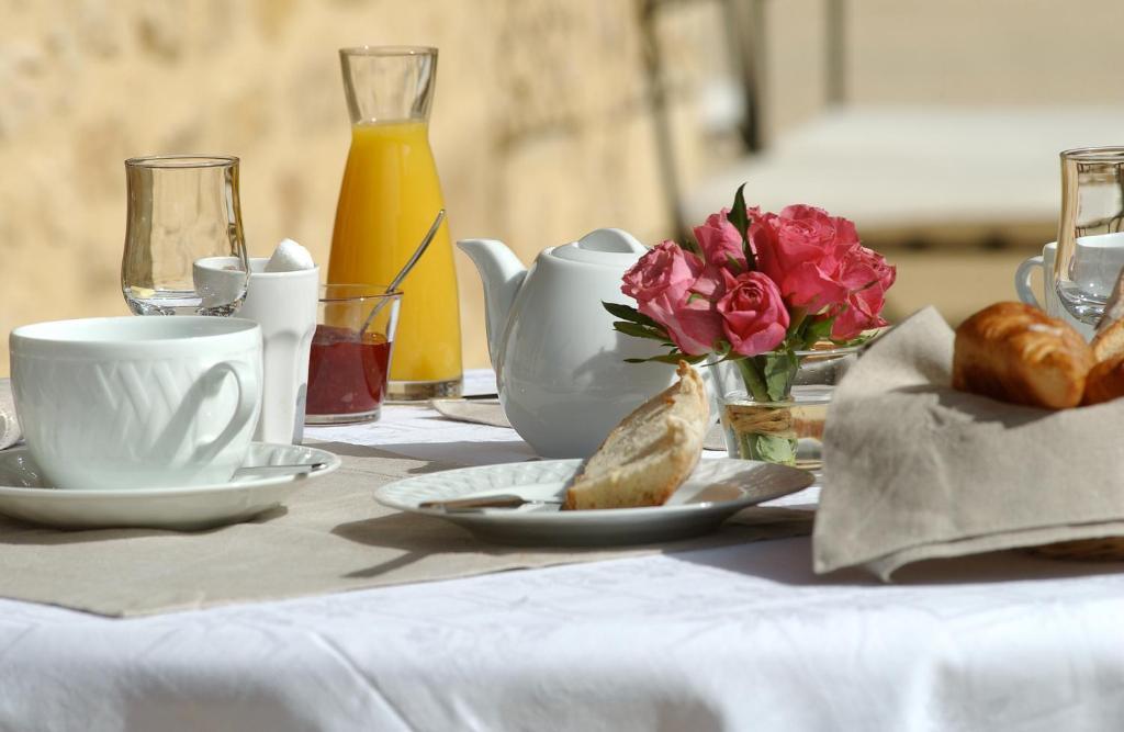 La Romaine Hotel